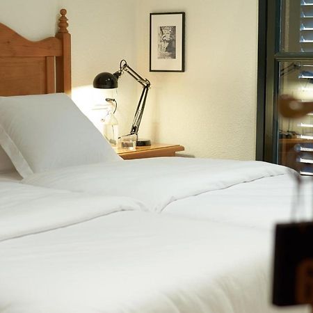 Hostal Can Maret Vilademuls Esterno foto